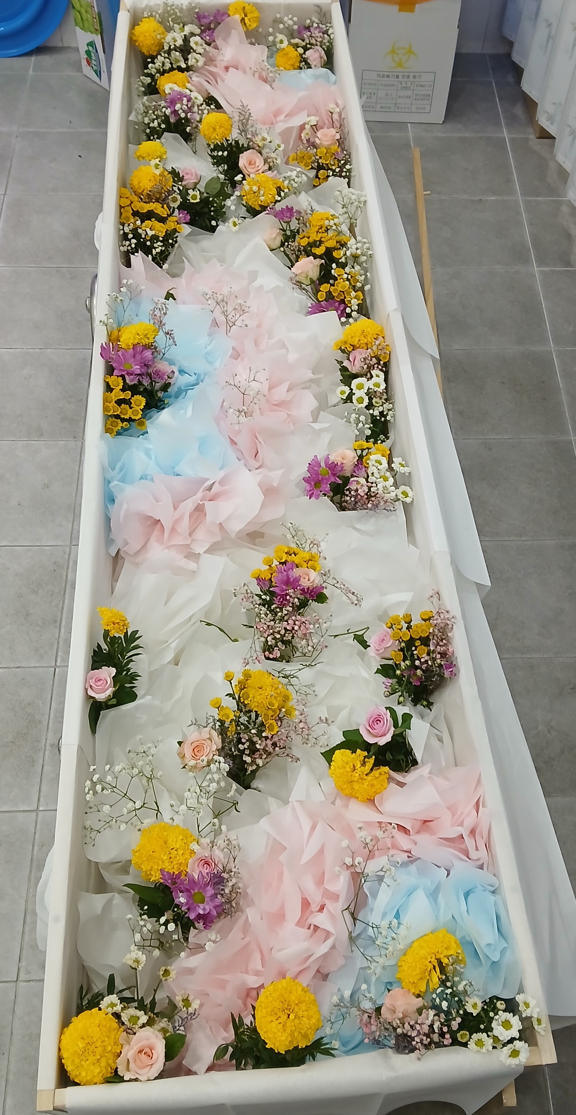 꽃 관장식