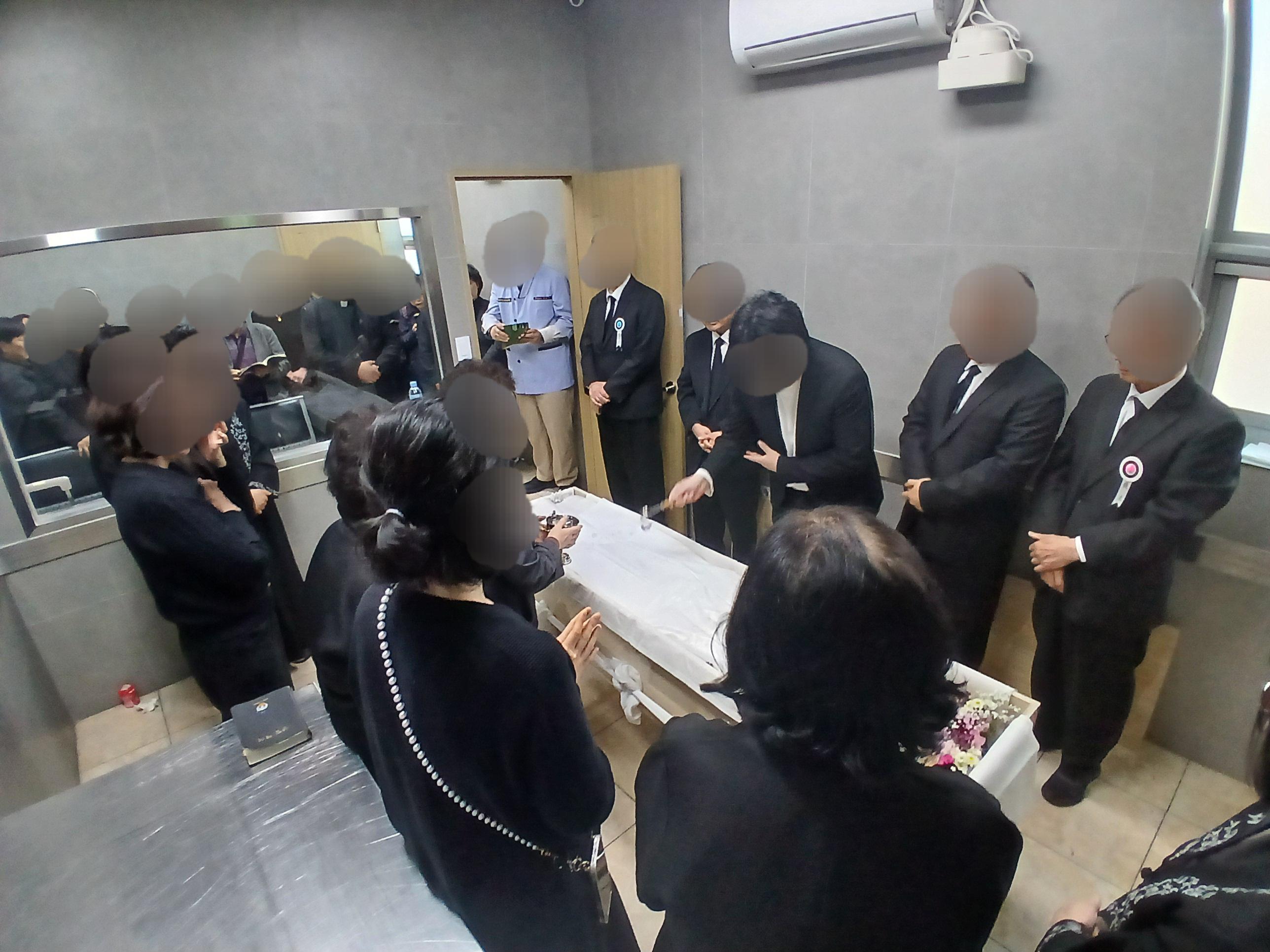 송림청기와장례식장4월행사