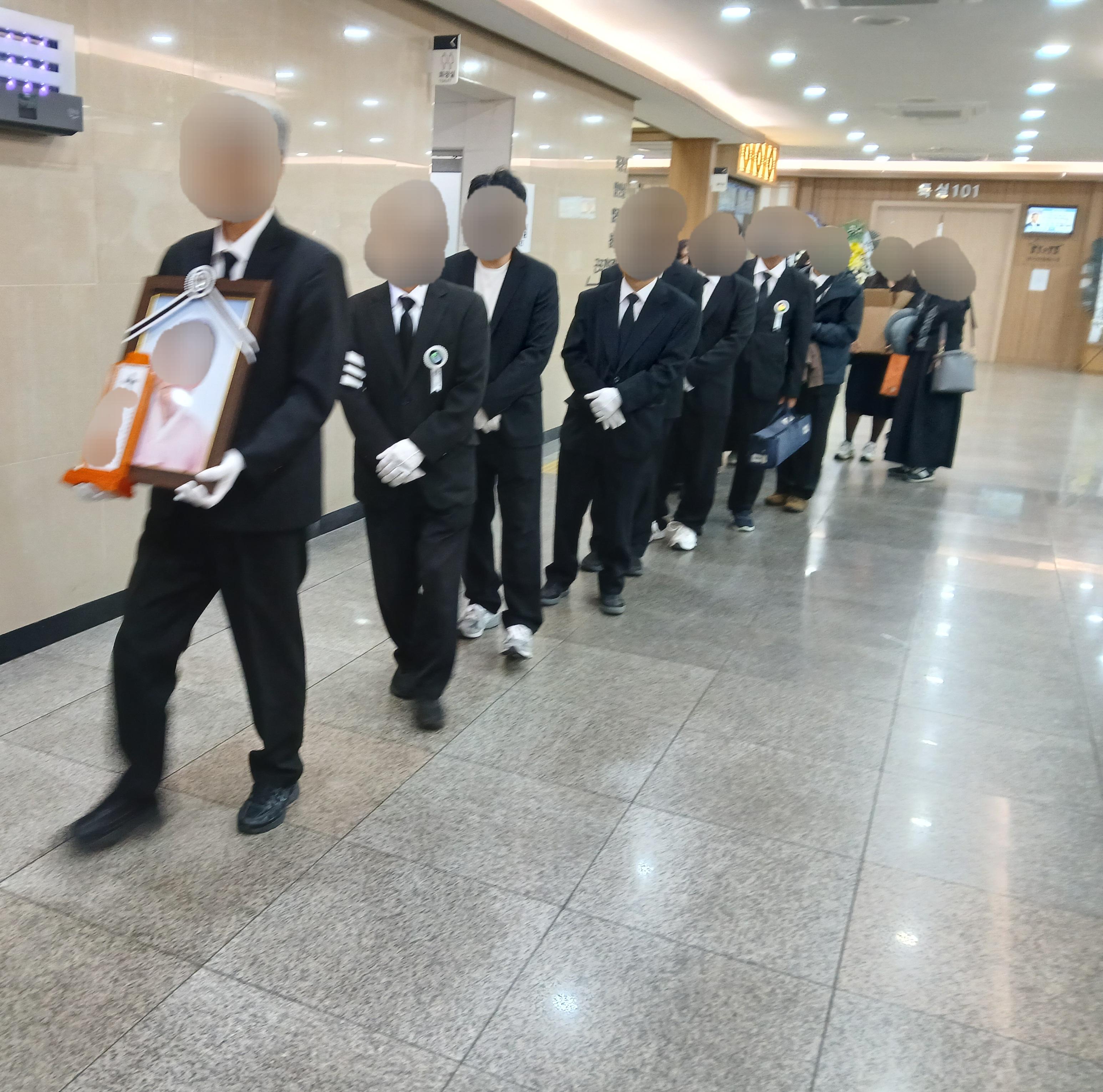 송림청기와장례식장4월행사