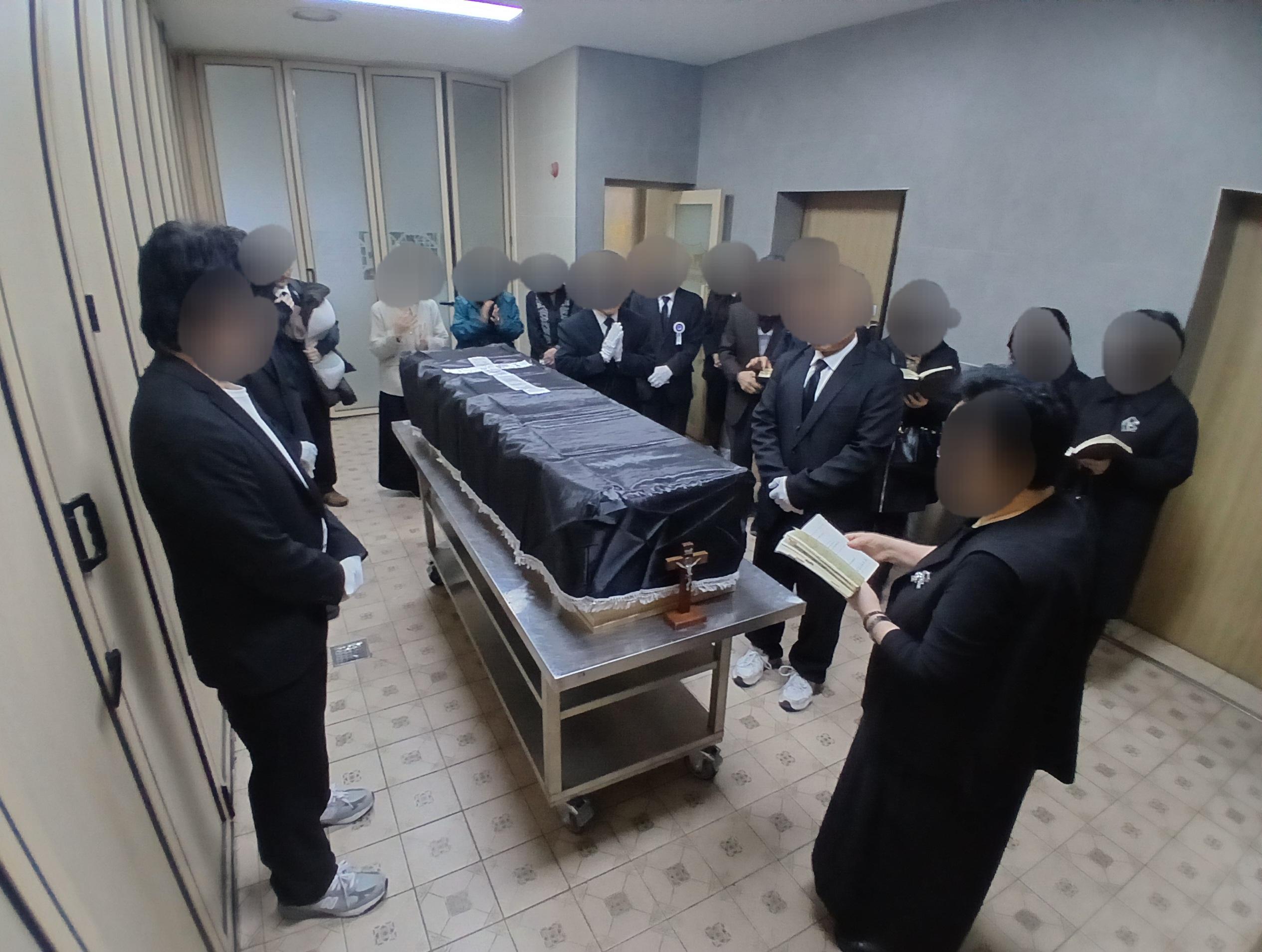 송림청기와장례식장4월행사